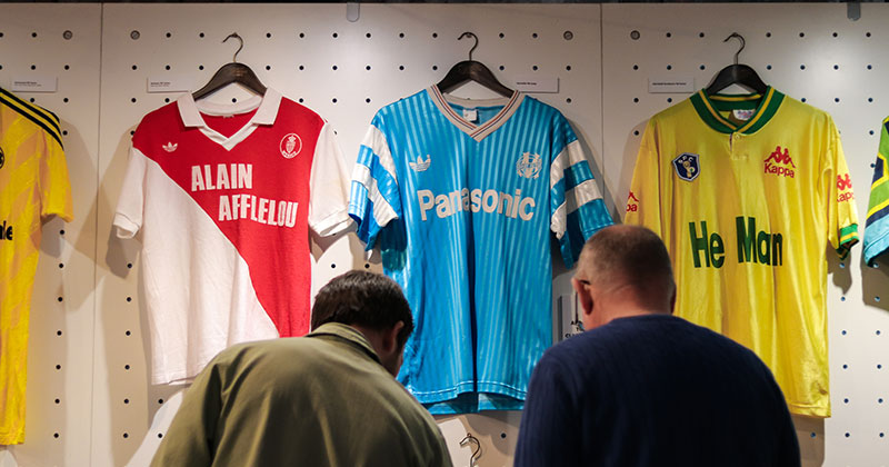 Marseille's away shirt from the 1989/91 season