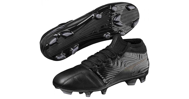 childrens black football boots