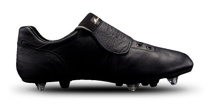 mens blackout football boots