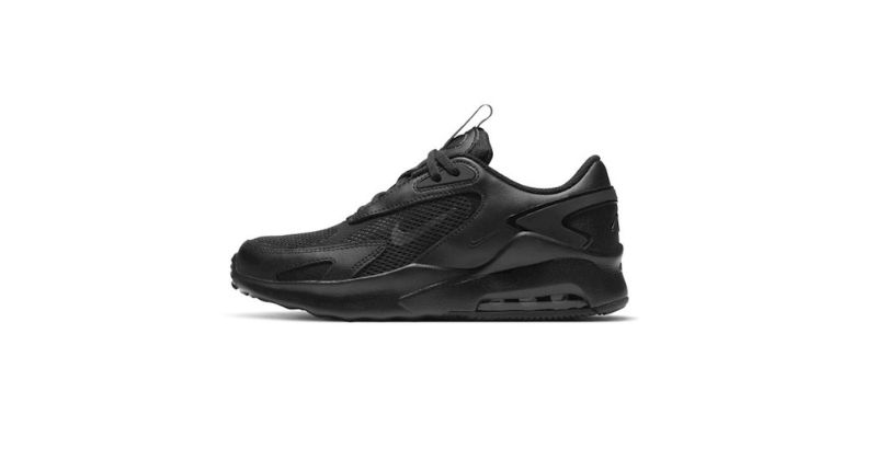 nike air max bolt trainers in black