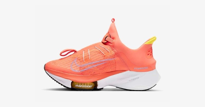 nike tempo flyease trainers in bright mango