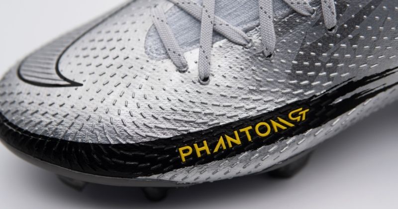 nike phantom gt scorpion football boots top front close up