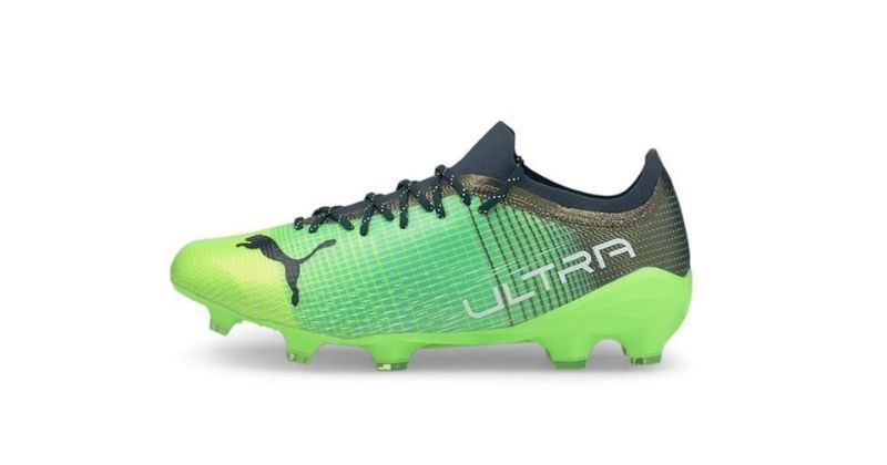 puma ultra 2 football boots in green