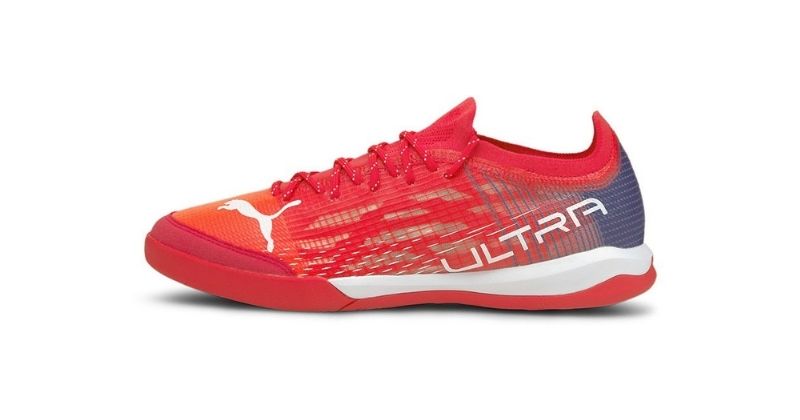 puma ultra 1.3 pro indoor football trainer in red