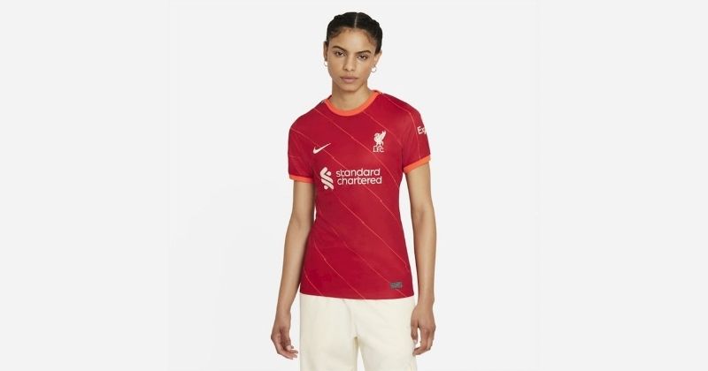 womens liverpool fc 21-22 home shirt in red