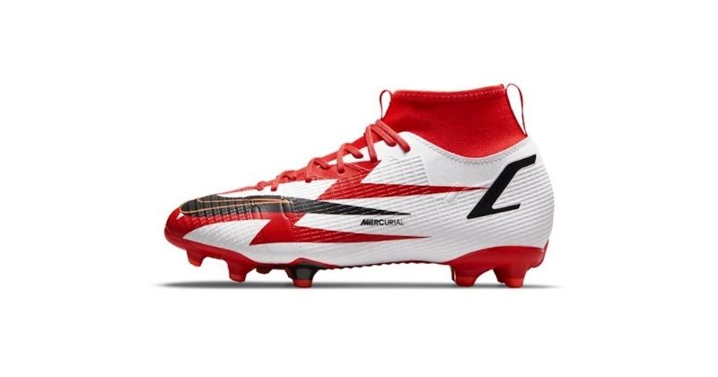 kids nike mercurial superfly cr7 academy football boots in silver and red