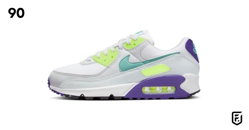 nike air max 90 trainers in white