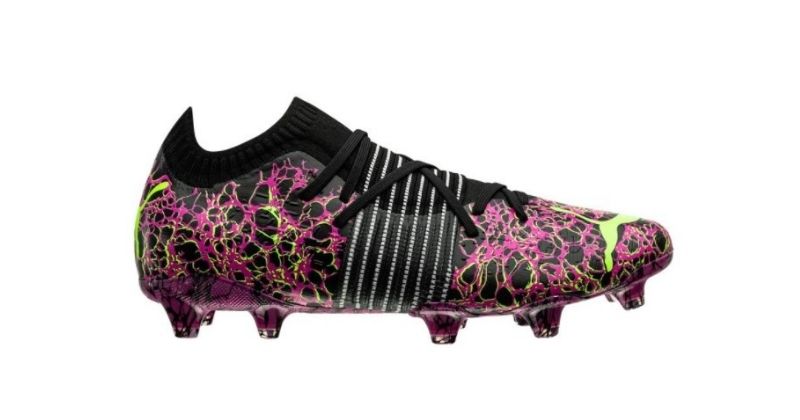 puma future z football boots in black and purple