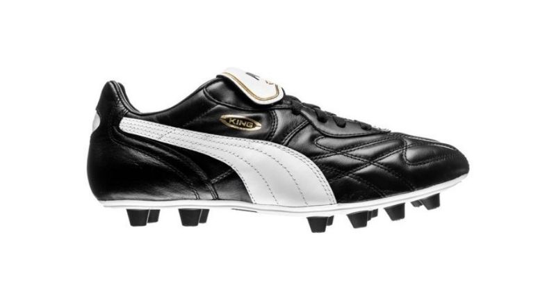 puma king top di football boots in black and white