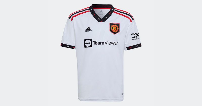 kids man utd away shirt 2022-23 in white