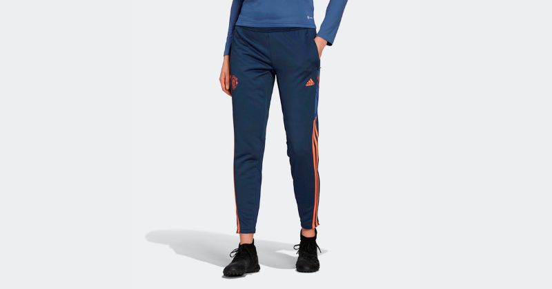adidas man utd condivo 22 training pants in blue