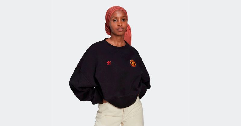 womens adidas man utd trefoil sweatshirt in black