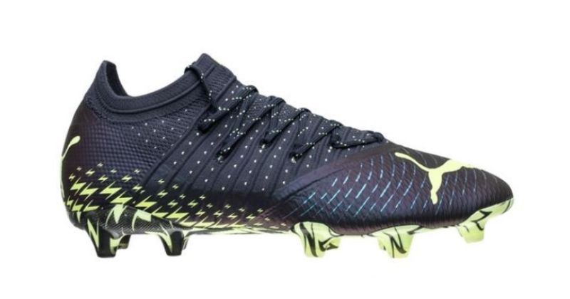 puma future football boots in black and yellow