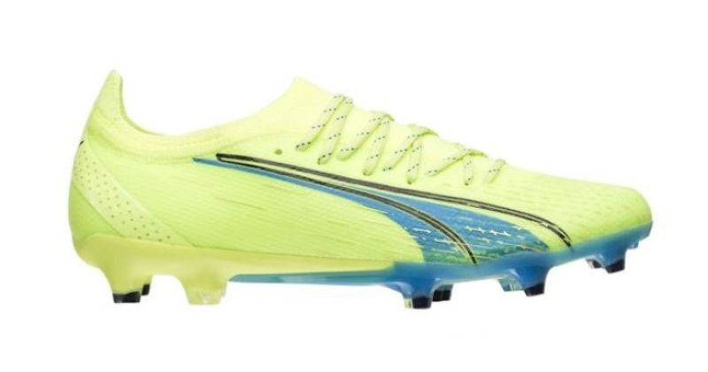 puma ultra ultimate football boots in yellow