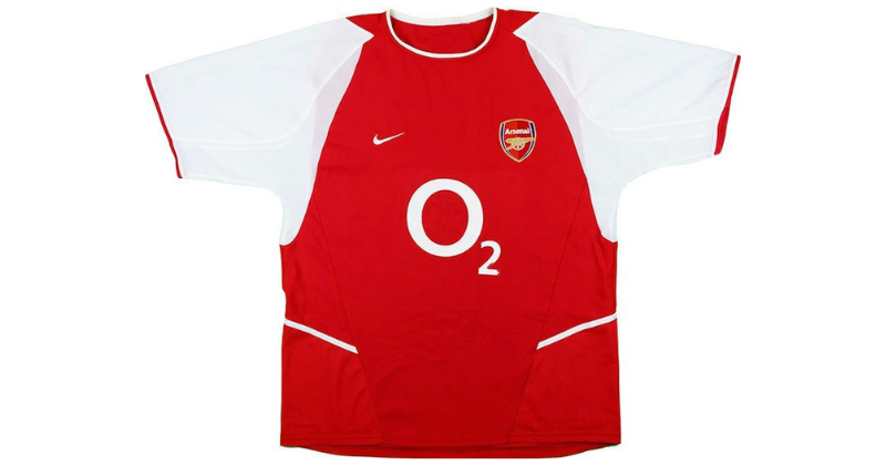 arsenal 2002-04 nike home shirt in red and white
