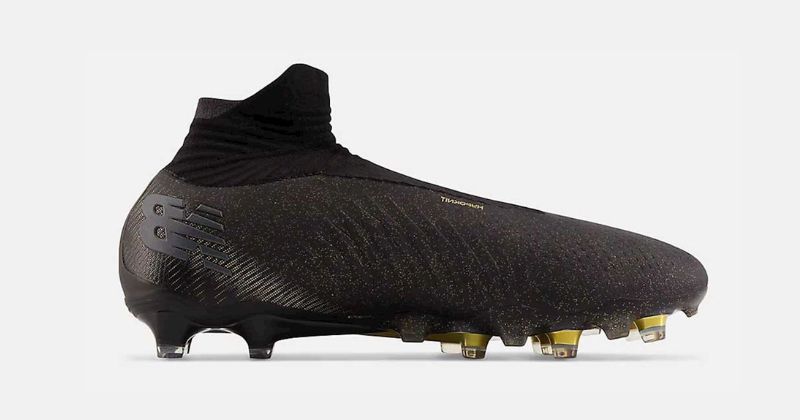 new balance tekela v4 laceless football boots in black