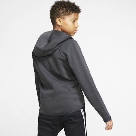 tech fleece essentials