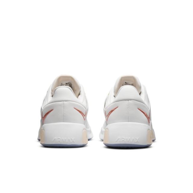 Boty NIKE - Air Max Bella Tr 4 CW3398 100 Summit White/Crimson Bliss - Fitness - SportovnÃ­ 