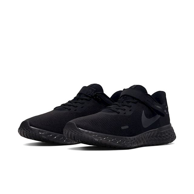 nike revolution flyease 5 review