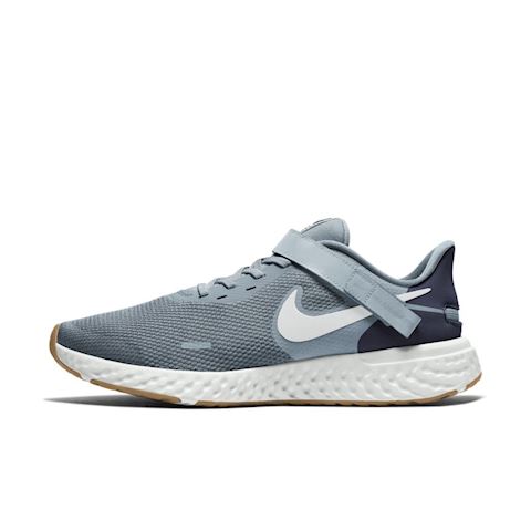 nike revolution wide