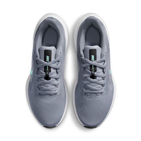 women's downshifter 10 running sneakers