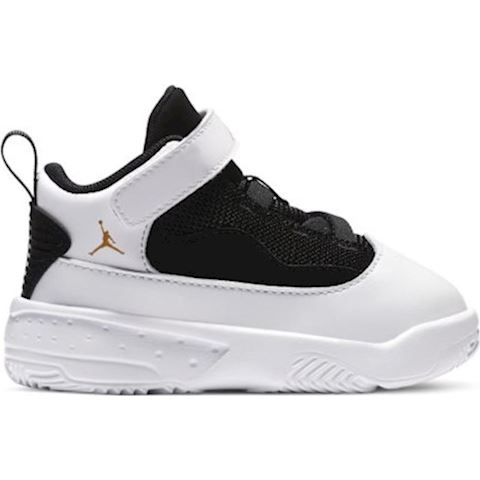 jordan max aura 2 infant