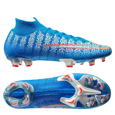 Nike Mercurial Superfly VII Elite SG PRO Anti Clog Traction.