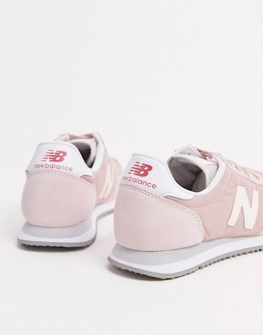 new balance 720 trainers in pink