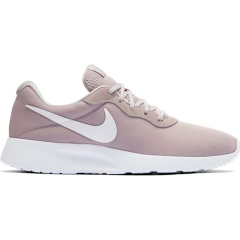 nike tanjun women's sandal stores