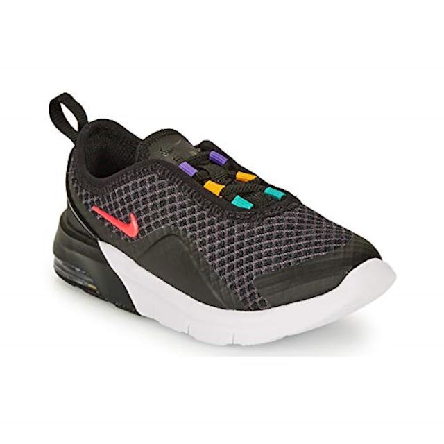 nike motion 2 trainers