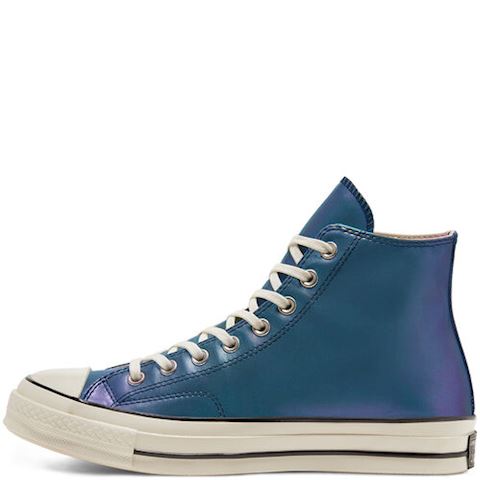 iridescent chuck 70