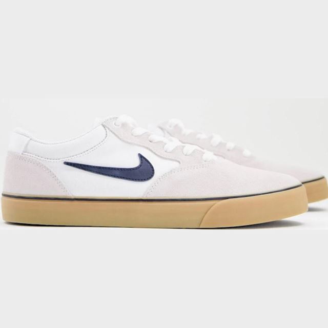 Nike SB Chron 2 skate trainers in white with gum sole | DM3493-100 | FOOTY.COM
