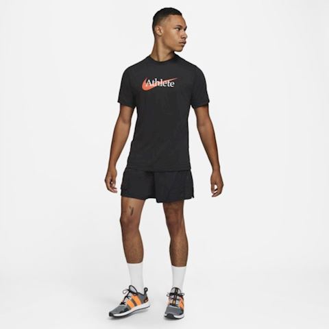 Nike Dri-FIT Men's Swoosh Training T-Shirt - Black | CW6950-013 | FOOTY.COM