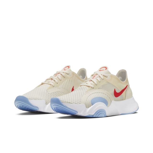 nike training superrep go trainers in white women's