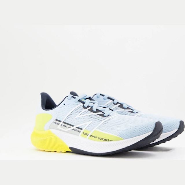 New Balance Womens FuelCell Propel v2 | WFCPRCU2 | FOOTY.COM