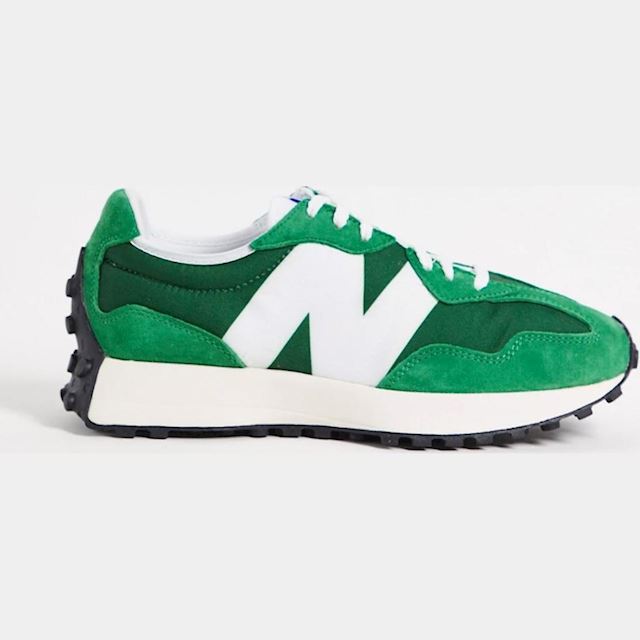 New Balance 327 premium trainers in 
