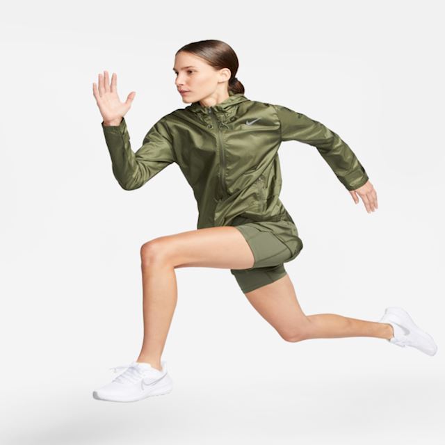 Nike Essential Women's Running Jacket - Green | CU3217-222 | FOOTY.COM