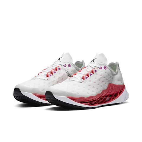 jordan ultimate trunner