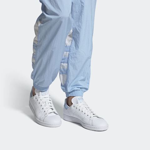 ef6877 adidas