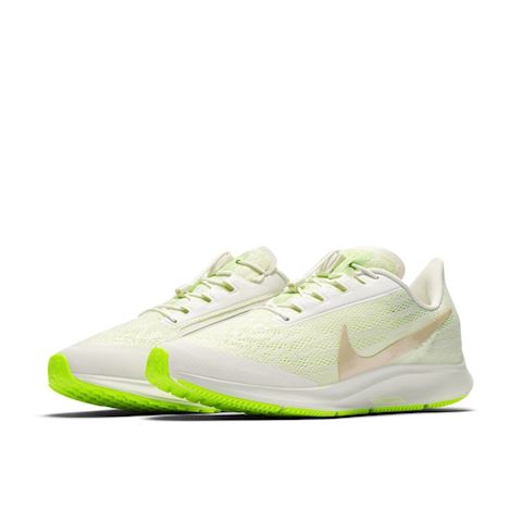 nike air zoom pegasus 36 flyease women's running shoe (wide)