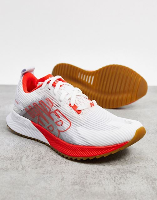 new balance running fuel cell echo trainers in grey