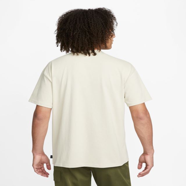 Nike Sportswear Premium Essentials Men's T-Shirt - Brown | DO7392-206 ...