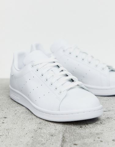adidas originals stan smith trainers in white s75104