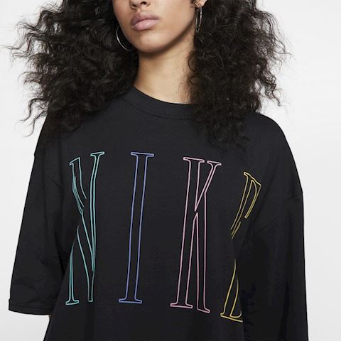 nike boxy short sleeve t shirt