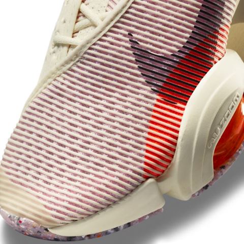 nike training air zoom superrep sneakers in peach