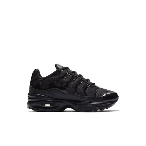Nike Air Max Plus Younger Kids' Shoe - Black | 306120-009 | FOOTY.COM