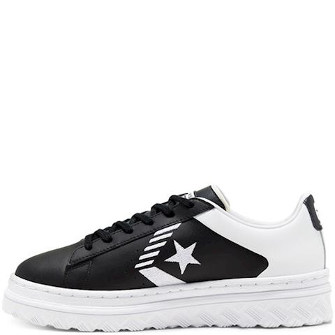 pro leather x2 rivals low top