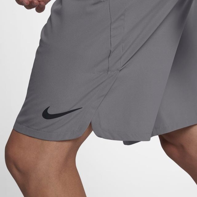 Nike Flex Men's Woven Training Shorts - Grey | 927526-036 | FOOTY.COM