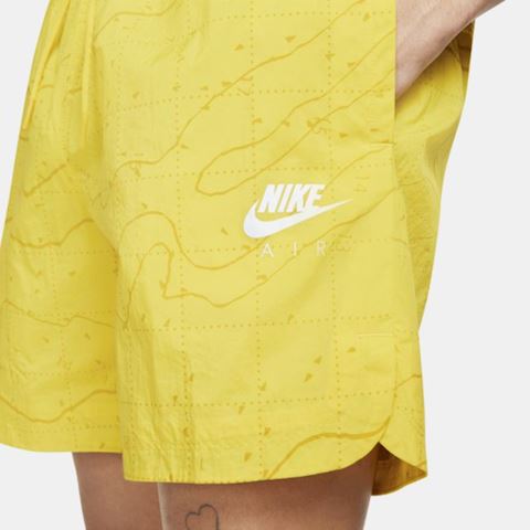 Nike Air Men's Lined Woven Shorts - Yellow | DM5226-709 | FOOTY.COM
