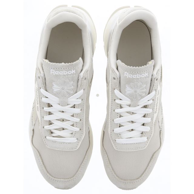Reebok CL Legacy - Women Shoes - Beige 